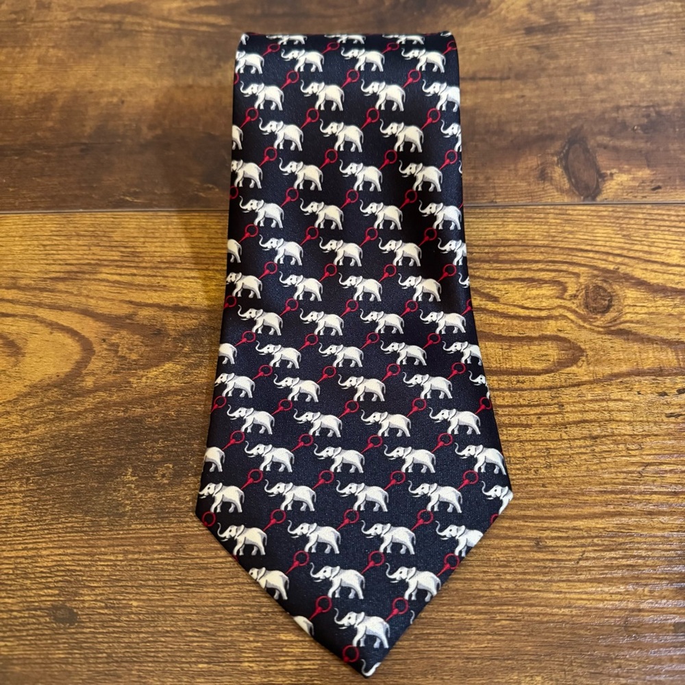 René Chagal Silk Elephant Print Tie Handmade Black Red Patterned‎